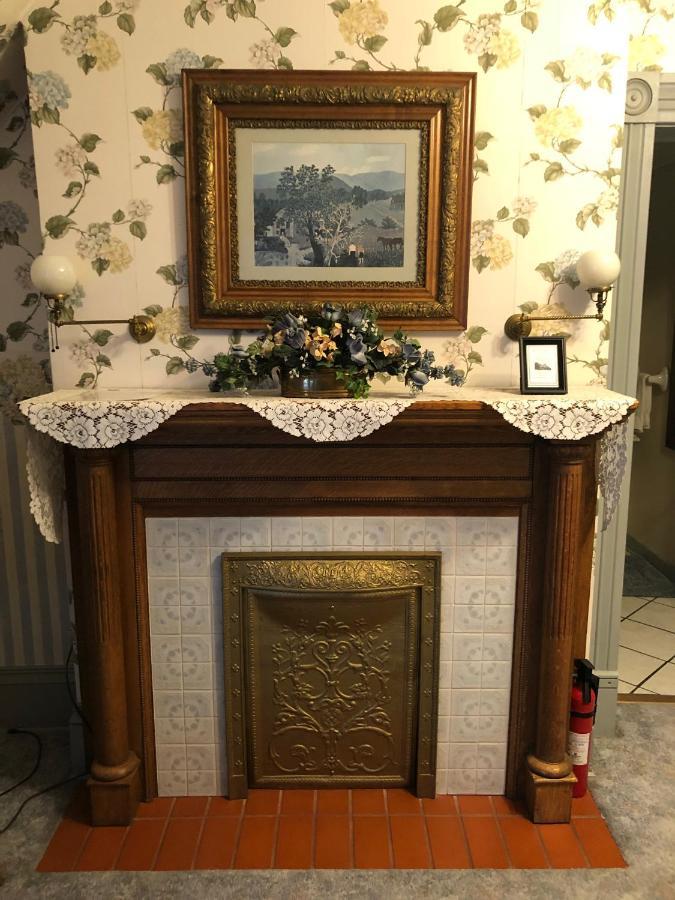The Hancock House Bed & Breakfast Inn Dubuque Luaran gambar