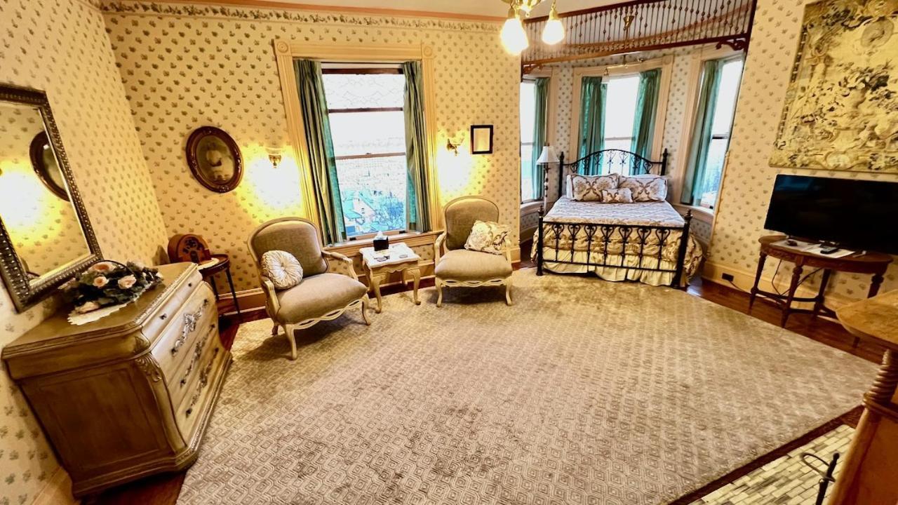 The Hancock House Bed & Breakfast Inn Dubuque Luaran gambar